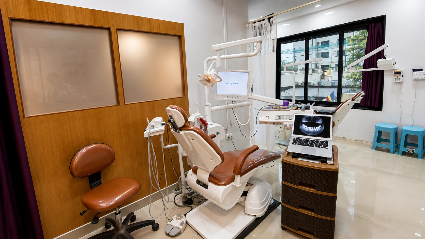 Modern dental treatment suite